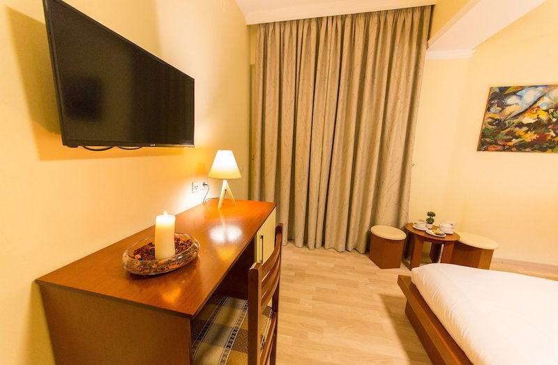 Hotel Baron, Tirana, Albania