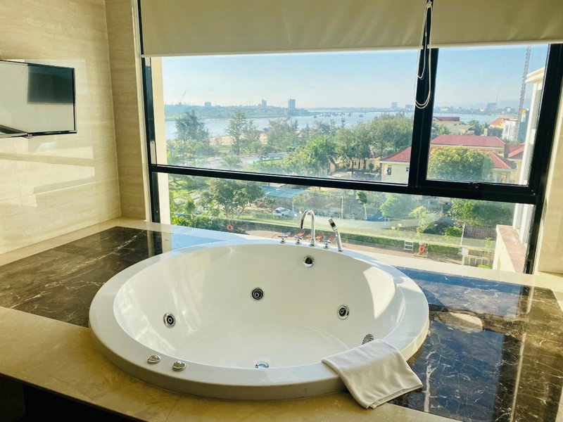Muong Thanh Holiday Quang Binh Hotel, Dong Hoi, Vietnam