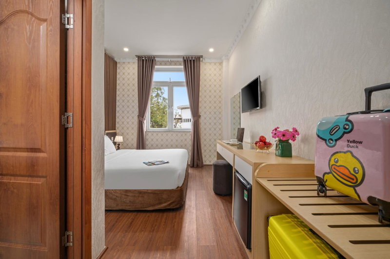 Be U Hotel City View, Da Lat, Vietnam