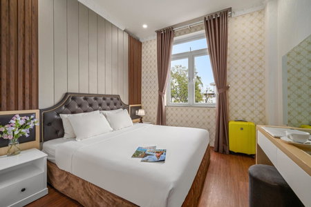 Be U Hotel City View, Da Lat, Vietnam