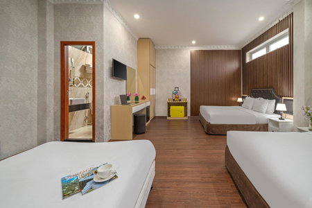 Be U Hotel City View, Da Lat, Vietnam