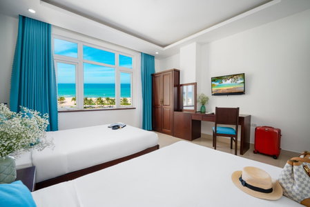 Platinum Beach Hotel & Apartment, Da Nang, Vietnam