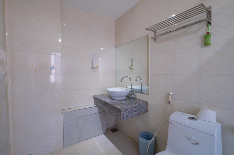 Zuka Hotel & Apartment, Da Nang, Vietnam