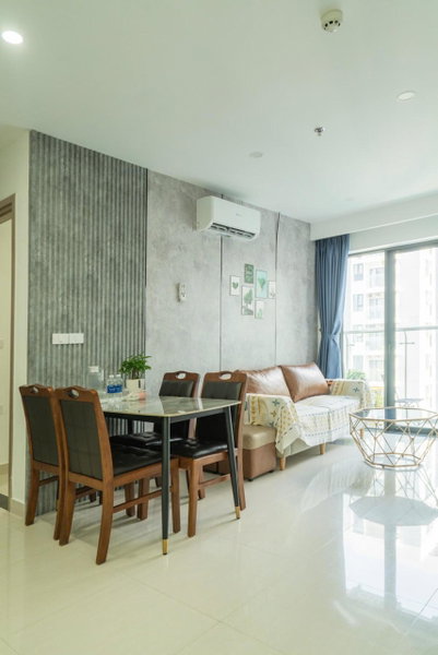 Hue Oi Homestay - Spacious 2-Bedroom Apartment with Balcony and Pool, Hue, Vietnam