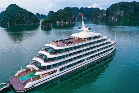 Catherine Cruises, Ha Long, Vietnam