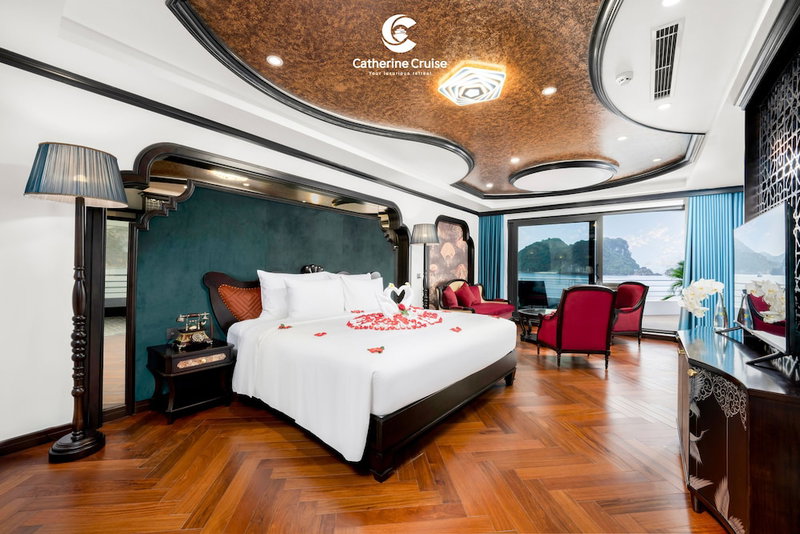 Catherine Cruises, Ha Long, Vietnam
