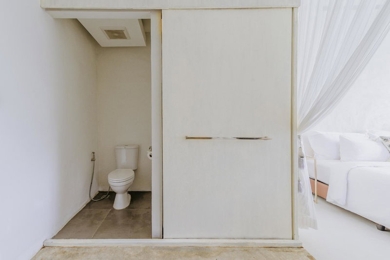 White Wall Riverfront Hotel, Kamphaeng Phet, Thailand