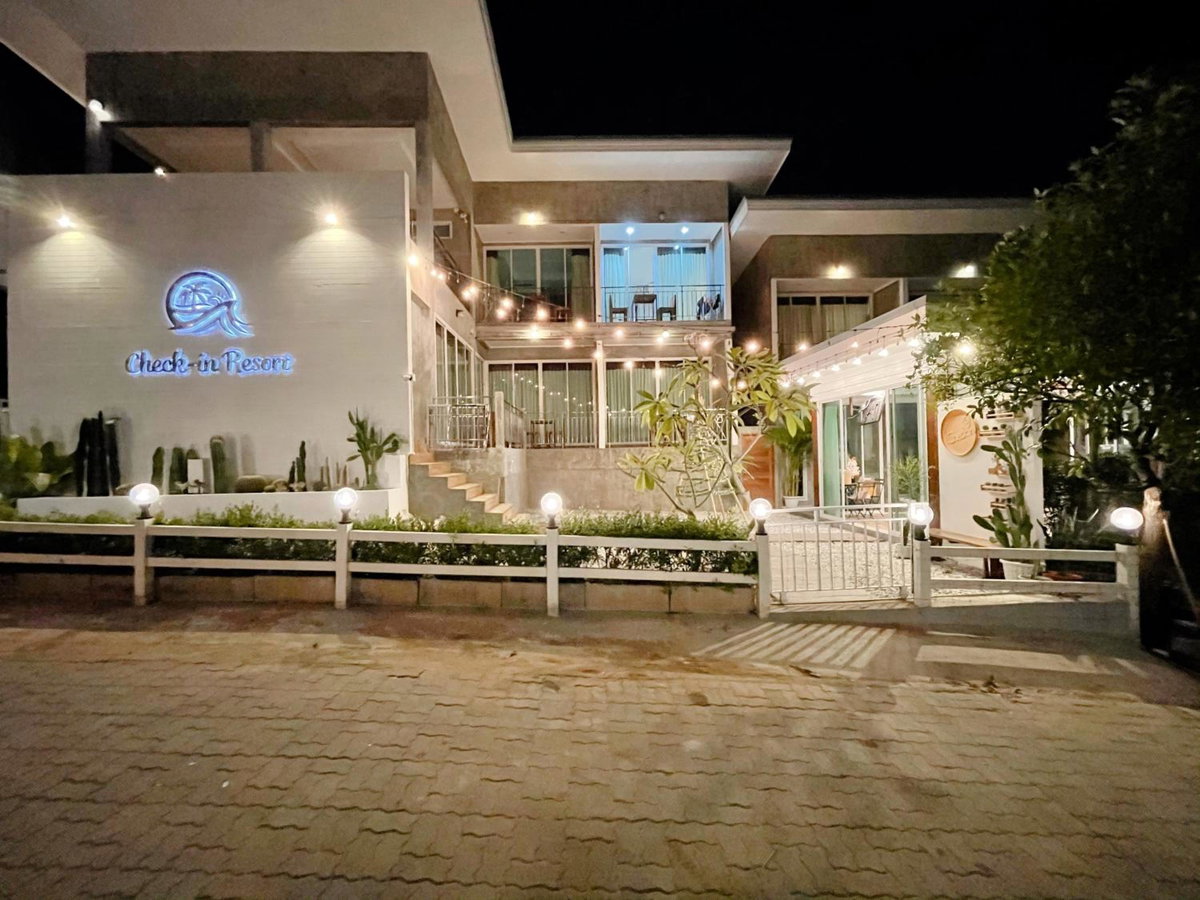 Hotel · Check-in Resort Koh Larn, Ko Larn