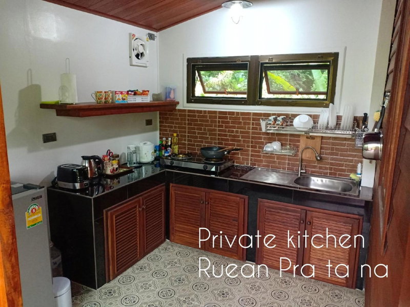 Rai Lung Tui Homestay, Prachuap Khiri Khan, Thailand