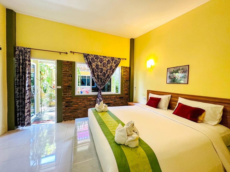 Lanta Baan Nok Resort, Ko Lanta, Thailand