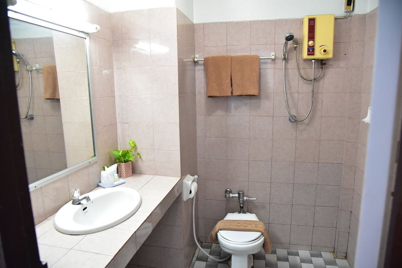 Dragon Serviced Apartment, Pattaya, Thailand