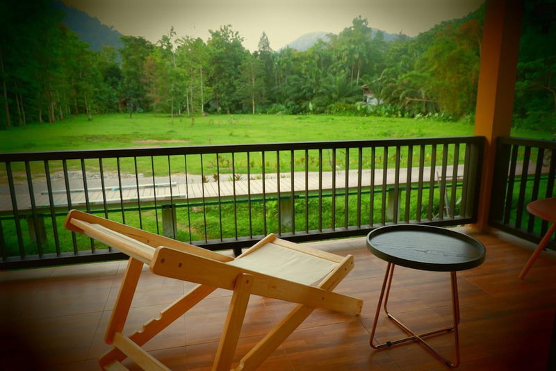 The Bliss Khao Sok Boutique Lodge, Phanom, Thailand