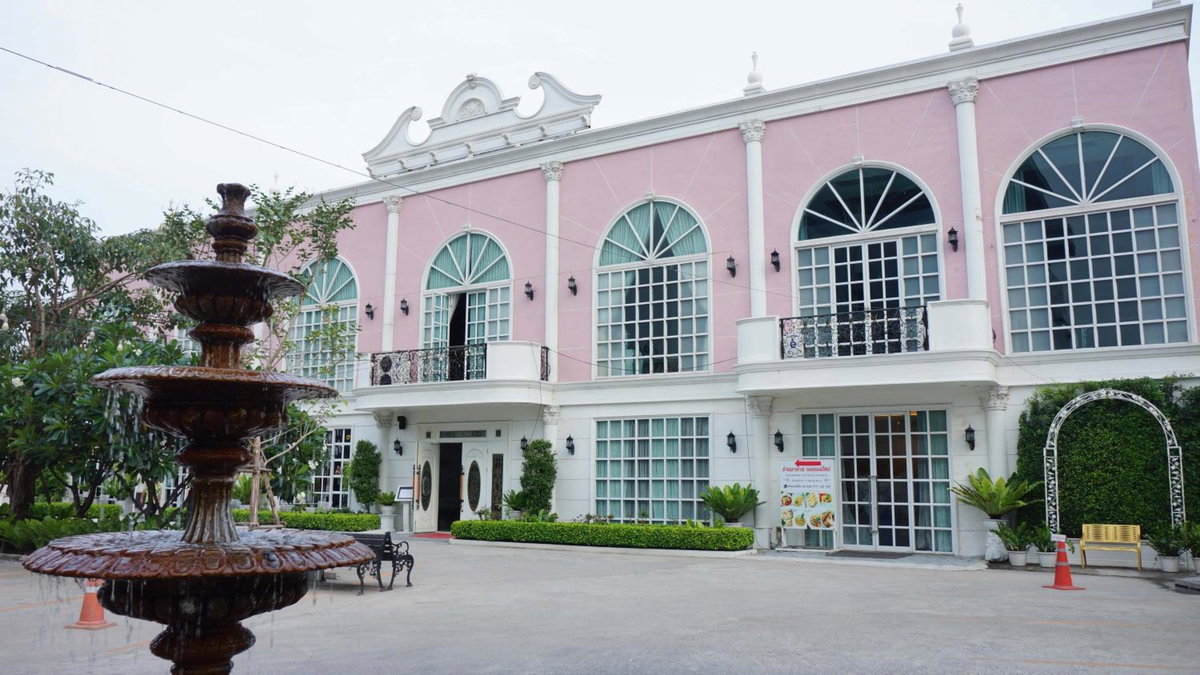 Hotel · Westgate Residence Hotel, Ban Bang Kho
