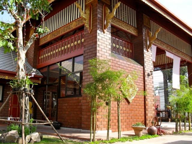 Hotel · Irawadee Resort, Mae Sot