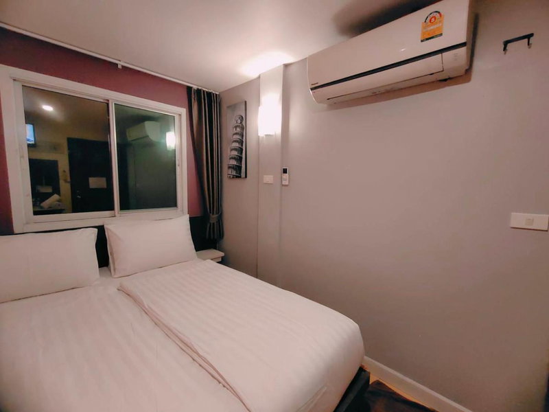 BB House Phra Athit บีบี เฮ้าส์ พระอาทิตย์, Bangkok, Thailand