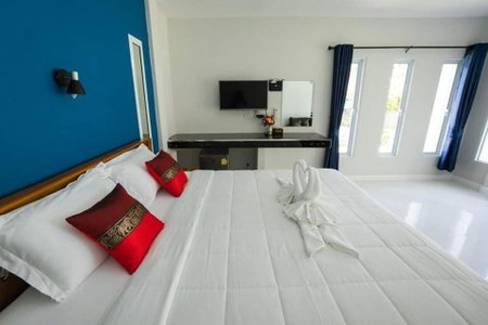 Coco Sea Bangpo Resort, Ban Bang Po, Thailand