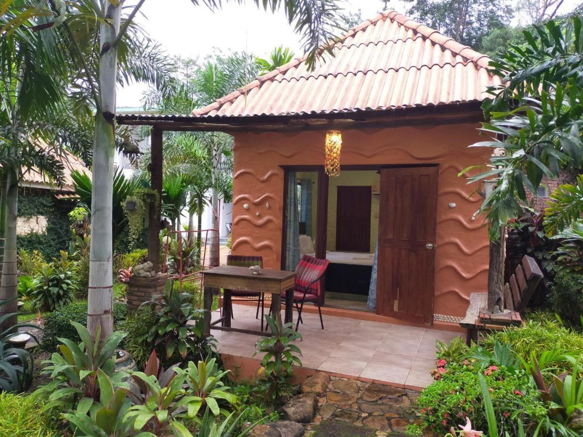 Sea-Sun Bungalow & Resort, Thailand