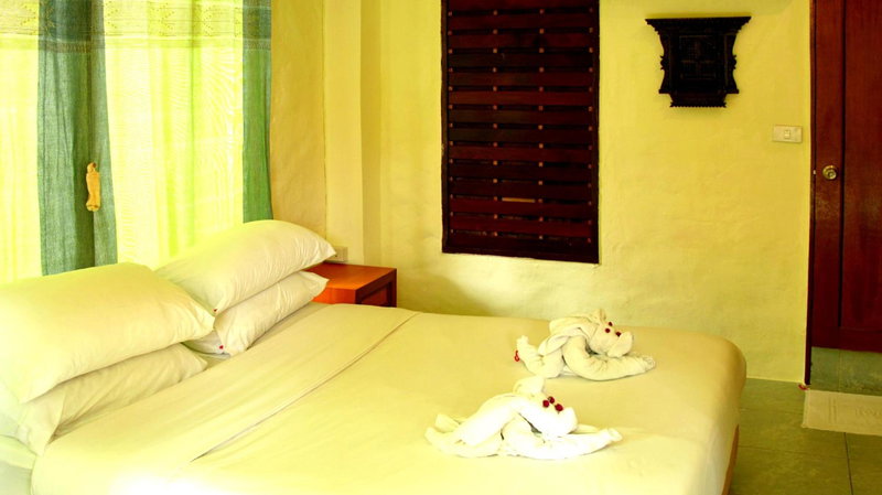 Sea-Sun Bungalow & Resort, Ko Chang, Thailand