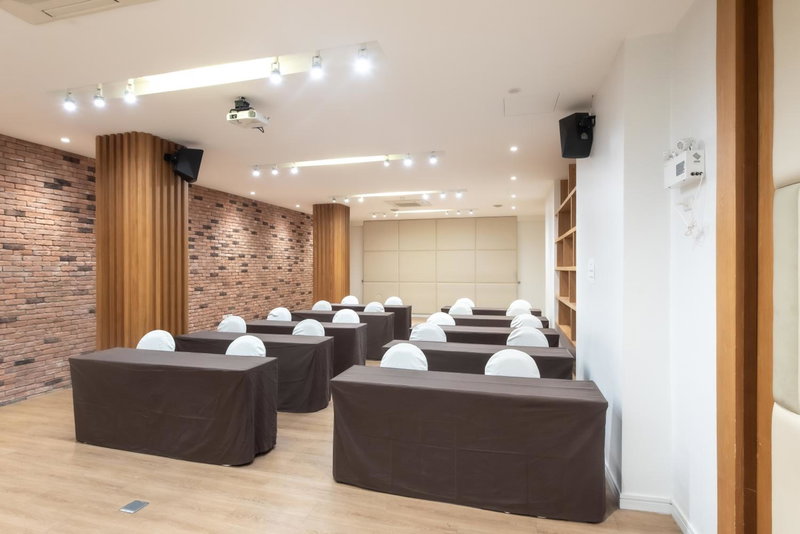 The Proud Exclusive Hotel-SHA Plus, Nakhon Pathom, Thailand