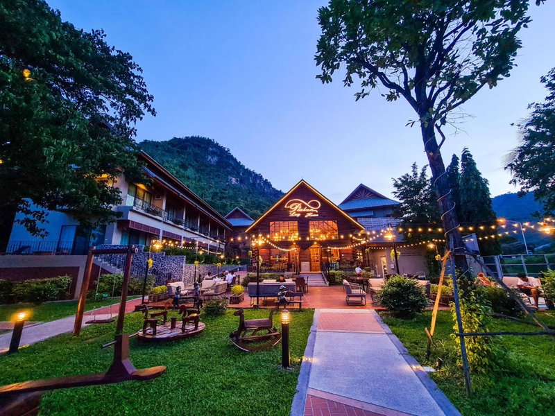 Plakan Resort, Kanchanaburi, Thailand