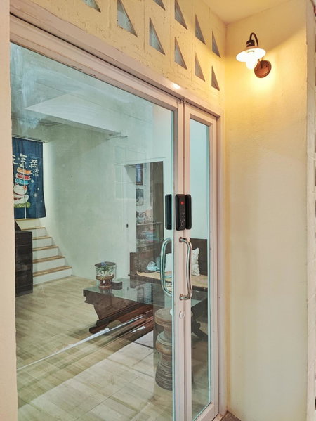 MiuMiu in da house., Chiang Mai, Thailand