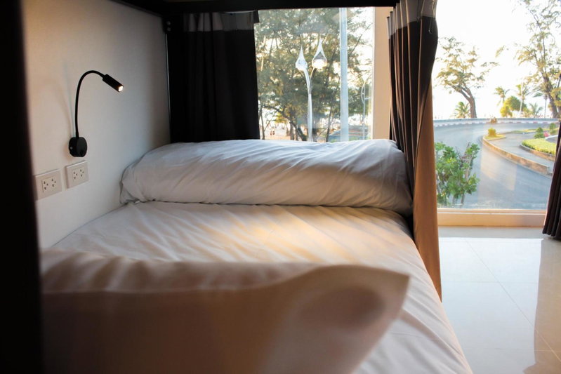 Fishtail Hostel Phuket, Karon Beach, Thailand