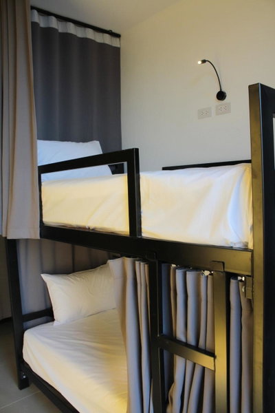 Fishtail Hostel Phuket, Karon Beach, Thailand