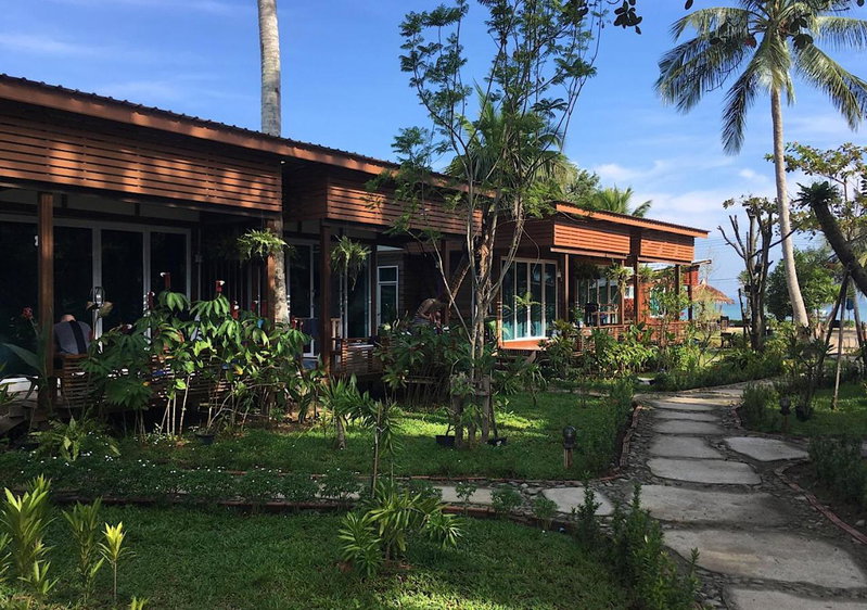 Mook Montra Resort Sea Front, Ko Mook, Thailand