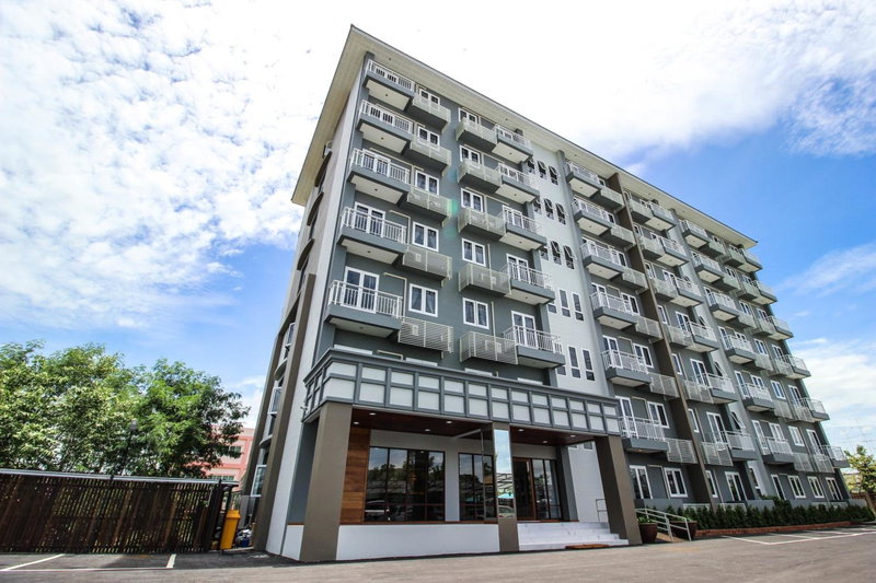 Tai-Shan Suites, Ratchaburi, Thailand