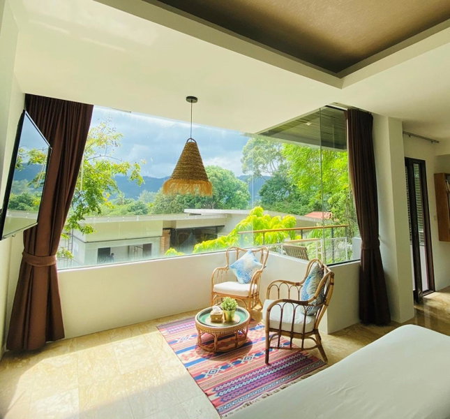 Baan Khao Hua Jook, Chaweng, Thailand