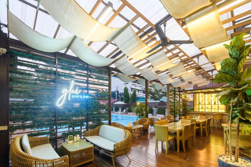 Glai Gan Place Hotel, Sara Buri, Thailand