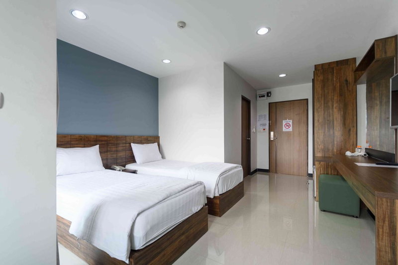 Glai Gan Place Hotel, Sara Buri, Thailand