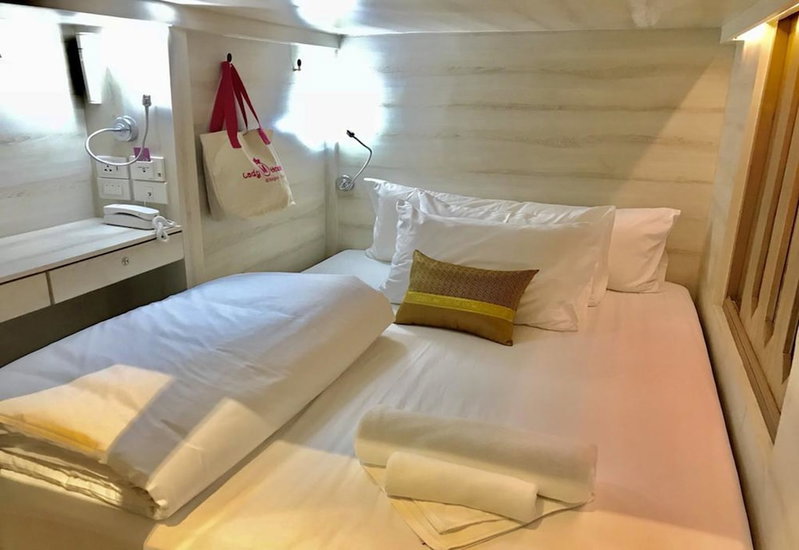 Mariya Lady Hostel At Suvarnabhumi Airport - Female Only, Bangkok, Thailand