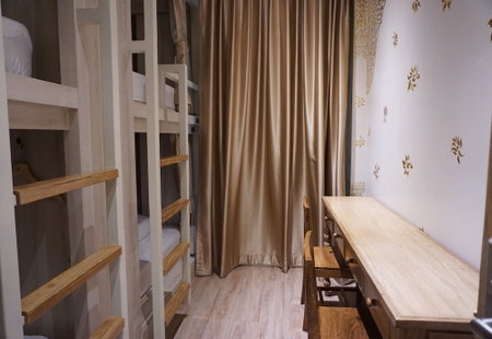 Mariya Lady Hostel At Suvarnabhumi Airport - Female Only, Bangkok, Thailand