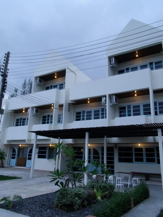 Albatross Guesthouse @ Thungwualaen Beach, Thailand