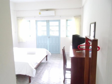 Albatross Guesthouse @ Thungwualaen Beach, Chumphon, Thailand