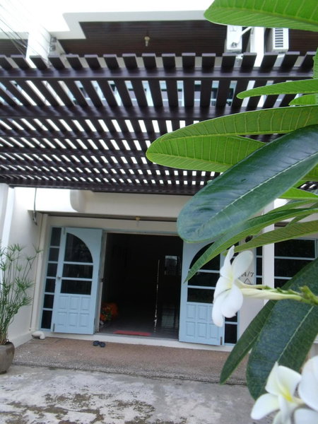Albatross Guesthouse @ Thungwualaen Beach, Chumphon, Thailand