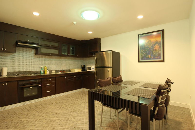 Serena Sathorn Suites, Bangkok, Thailand