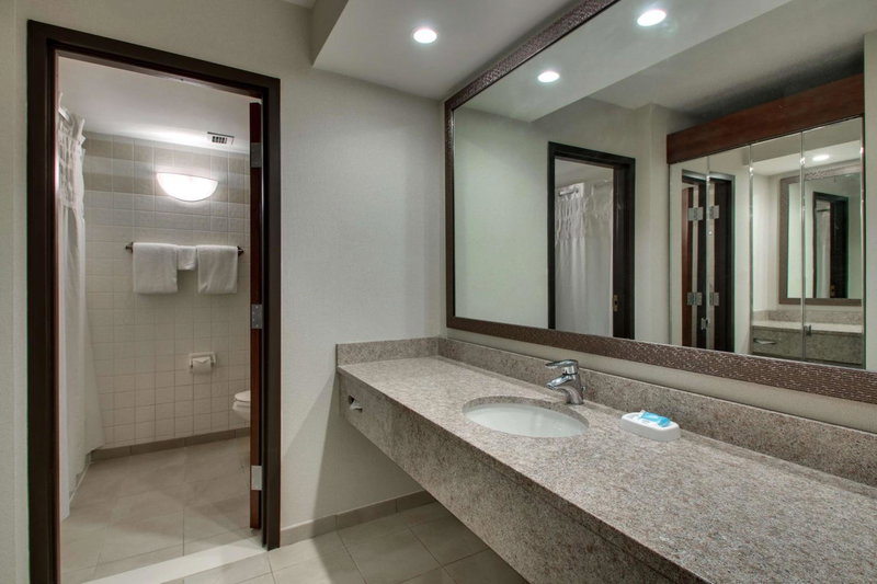 Drury Inn & Suites Bowling Green, Bowling Green, United States