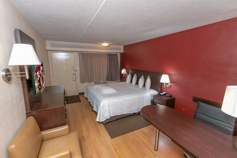 Red Roof Inn PLUS+ Columbus-Ohio State University OSU, Columbus, United States