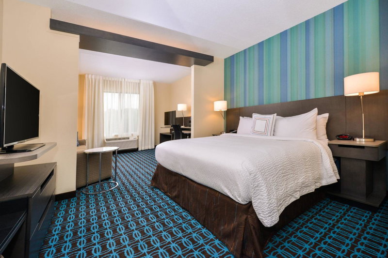 Fairfield Inn & Suites by Marriott Raleigh Cary, Cary, United States