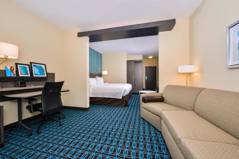 Fairfield Inn & Suites by Marriott Raleigh Cary, Cary, United States