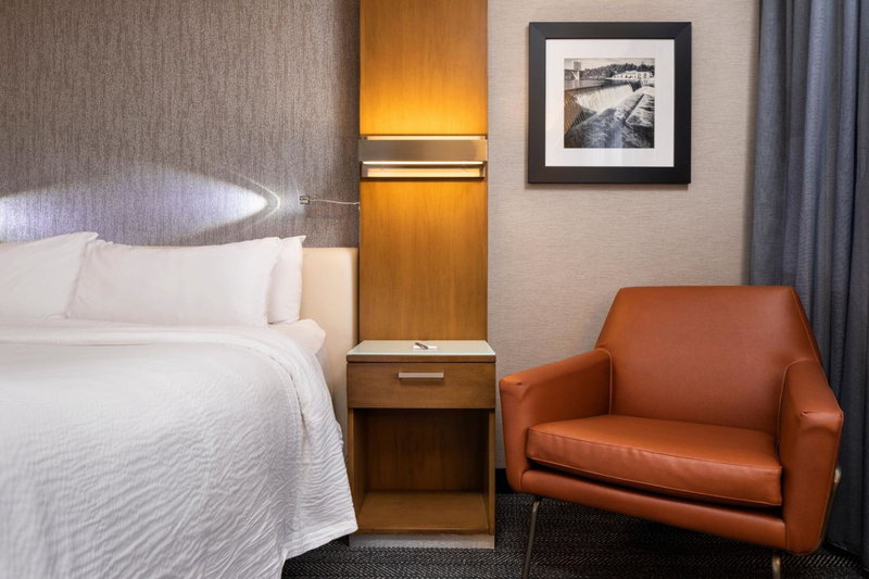 Courtyard by Marriott Minneapolis Downtown, Minneapolis, United States