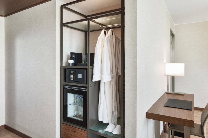 AC Hotel Phoenix Biltmore, Encanto, United States