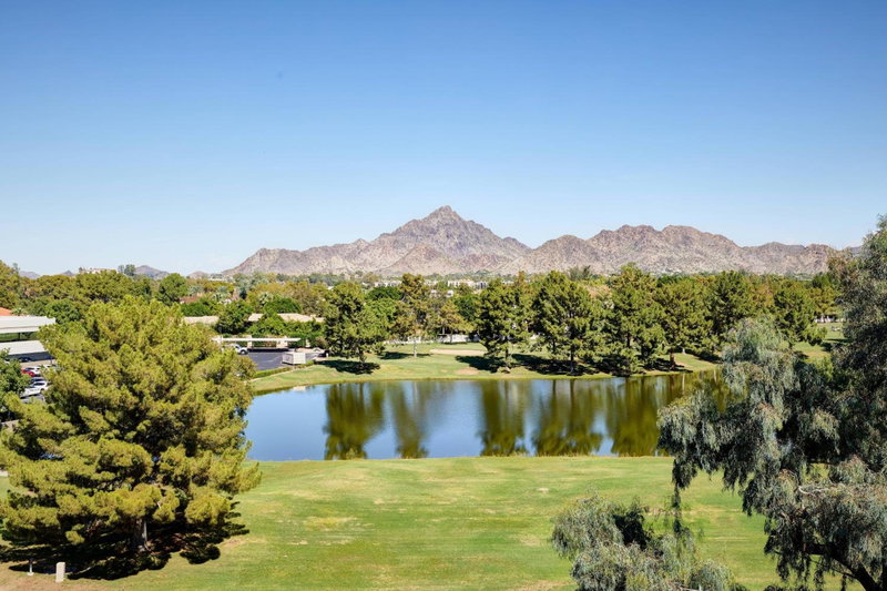 AC Hotel Phoenix Biltmore, Encanto, United States