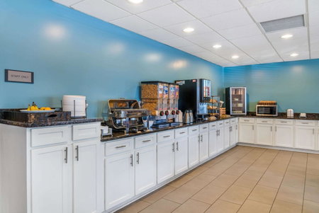 Country Inn & Suites by Radisson, Rossford - Toledo South, Rossford, United States