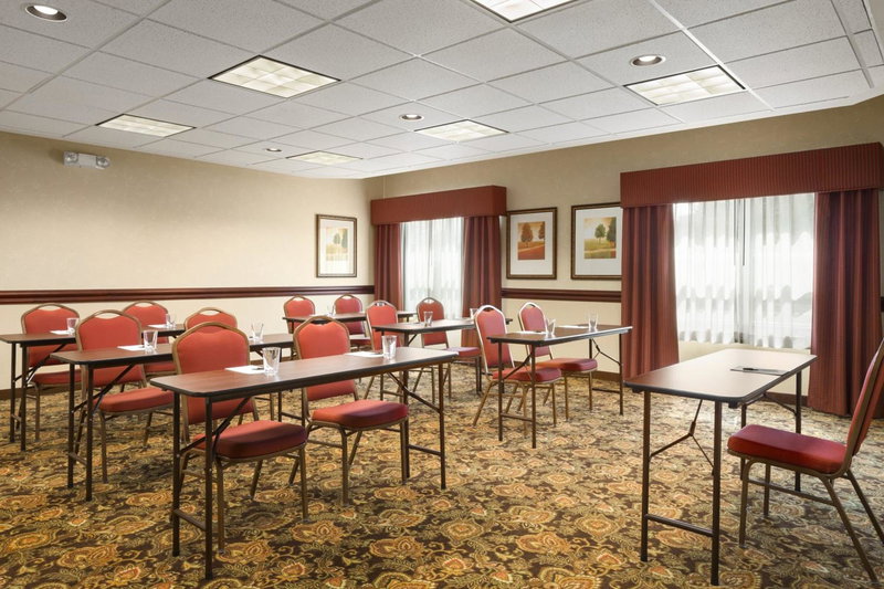 Country Inn & Suites by Radisson, Rossford - Toledo South, Rossford, United States