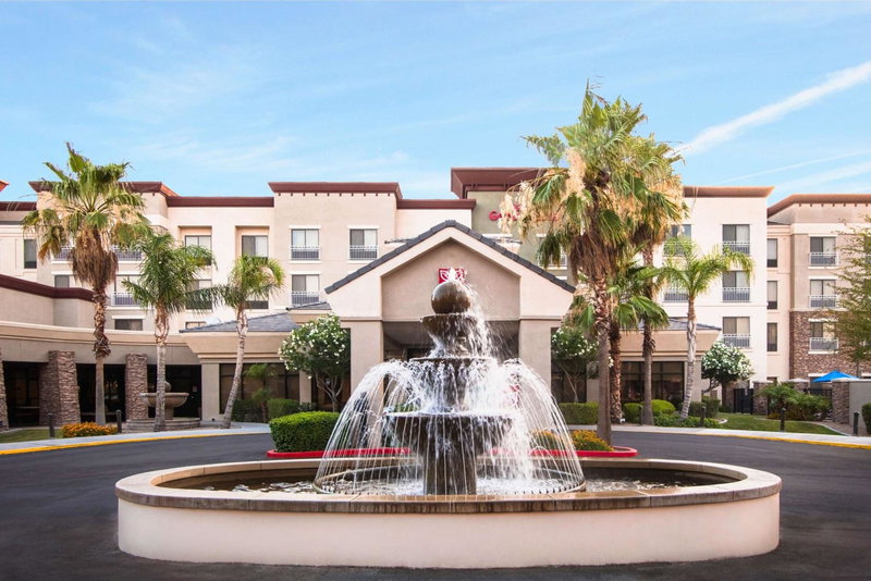 Hilton Garden Inn Phoenix/Avondale, Avondale, United States