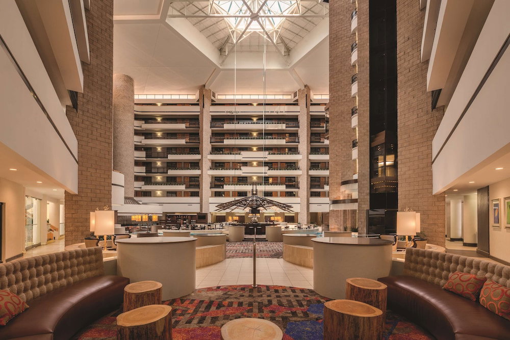 Embassy Suites by Hilton Orlando International Dr ICON Park, États-Unis