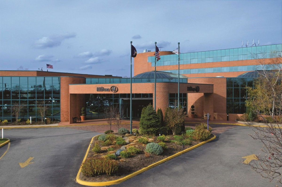 Hotel · Hilton Long Island/Huntington, Melville